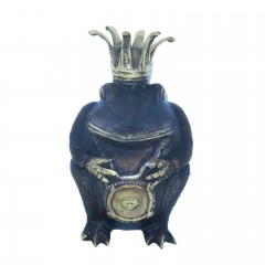 KING FROG SMALL       - STATUES